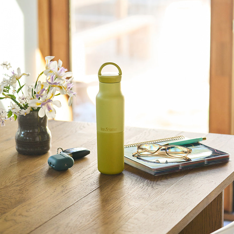 12oz-rise-classic-with-arch-loop-cap-a6 12oz_rise_classic_insulated_acacia_table_square.jpg