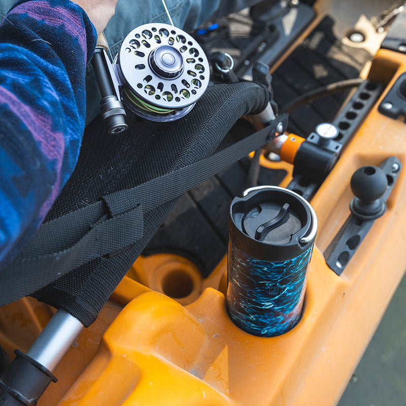 20oz-tkwide-with-cafe-cap-mossy-oak-b6 16oz_tumbler_mossyoak_bass_cafe_kayak_top_square.jpg