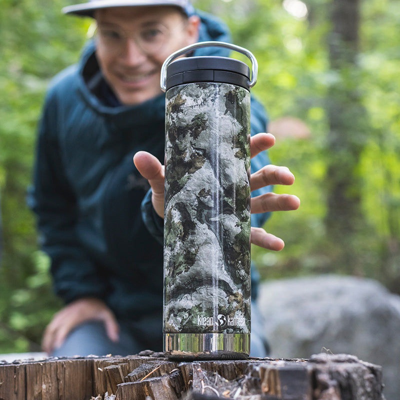 20oz-tkwide-with-twist-cap-mossy-oak-z5 20oz_bottle_twist_mossyoak_terragila_closeup_square.jpg