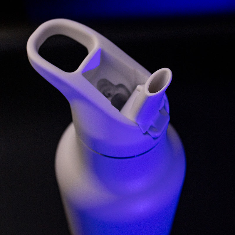 20oz-rise-classic-may-the-4th-k2 20oz_rise_classic_may_the_fourth_starwars_white_bottle_flipseal_square.jpg