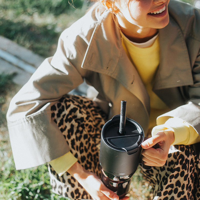 26oz-rise-tumbler-with-straw-lid-m3 26oz_rise_tumbler_black_woman_topview_square.jpg