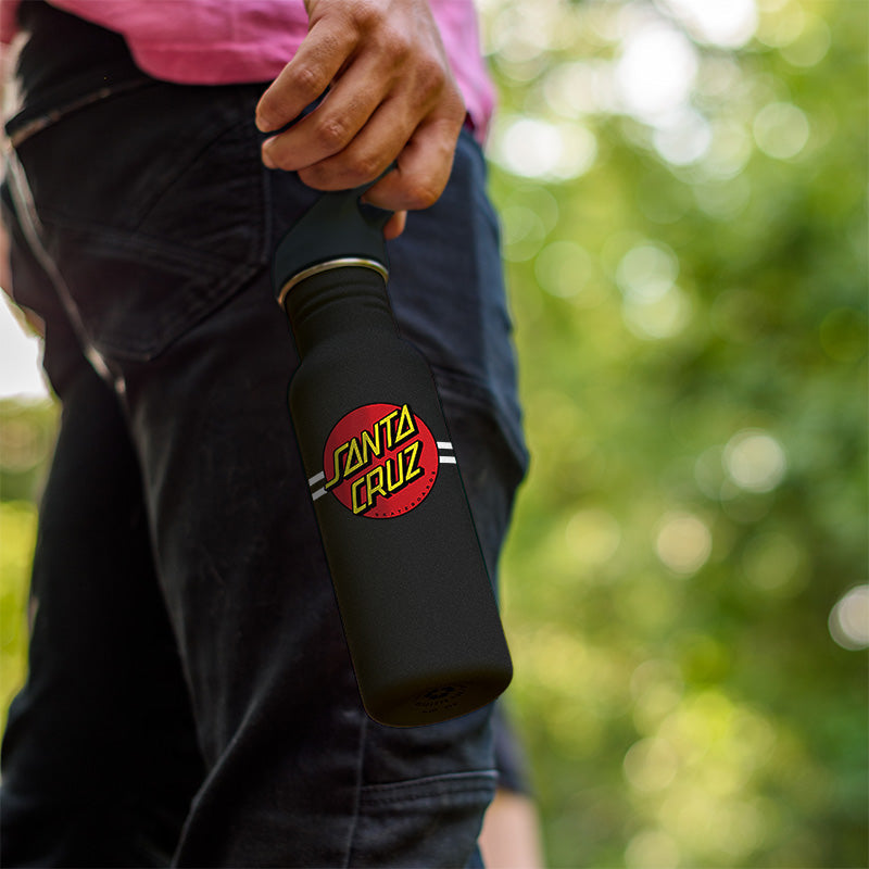 27oz-classic-with-flip-seal-sport-cap-santa-cruz-d6 27oz_classic_water_bottle_santacruz_dot_hand_square.jpg