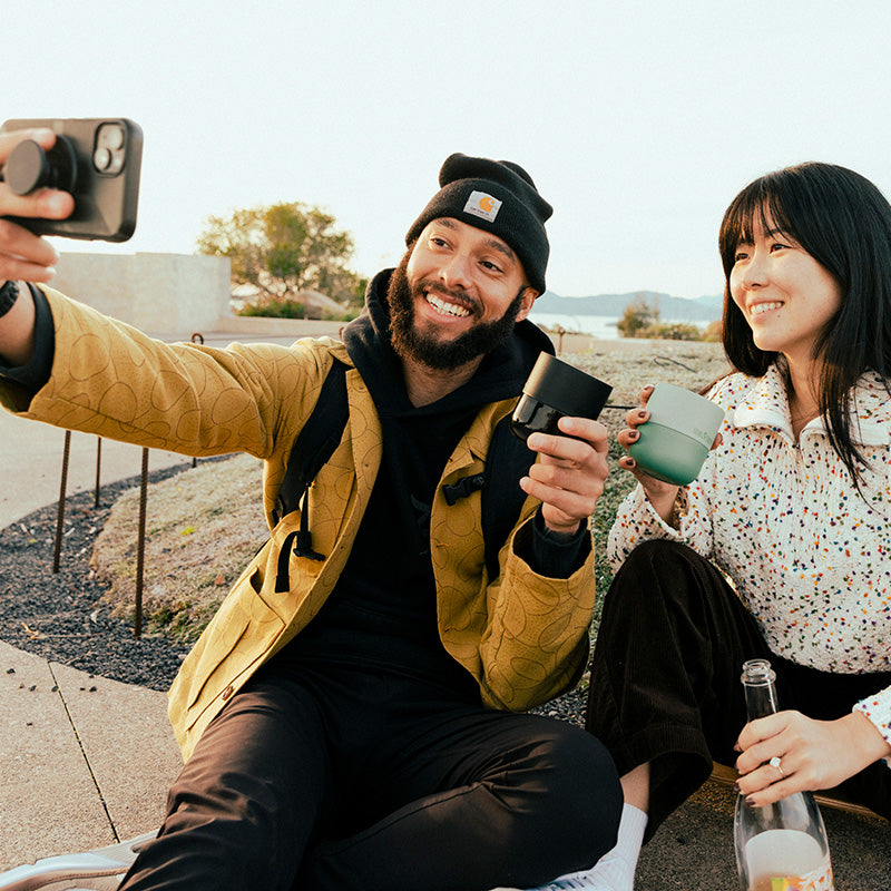 8oz-rise-lowball-tumbler-u7 8oz_rise_lowball_black_iceberg_couple_selfie_city_square.jpg
