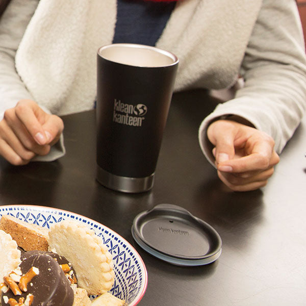 tumbler-lid-h5 K8VSSC-SB-tumblers-lid-lifestyle.jpg