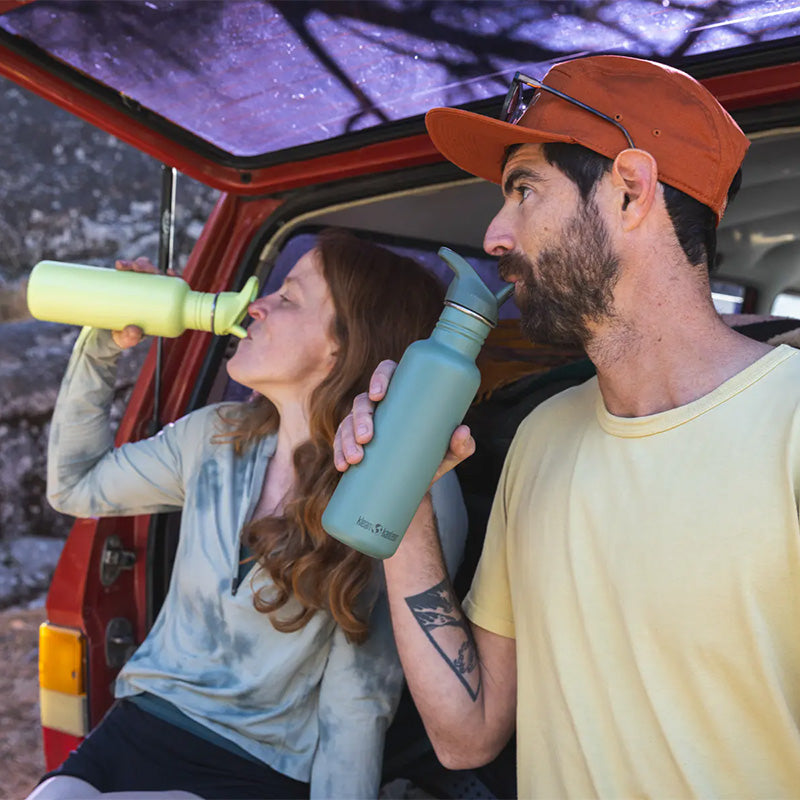 sports-bundle-chug-and-classic-r6 classic_27oz_flip_seal_couple_tailgate_tip-sip_square.jpg